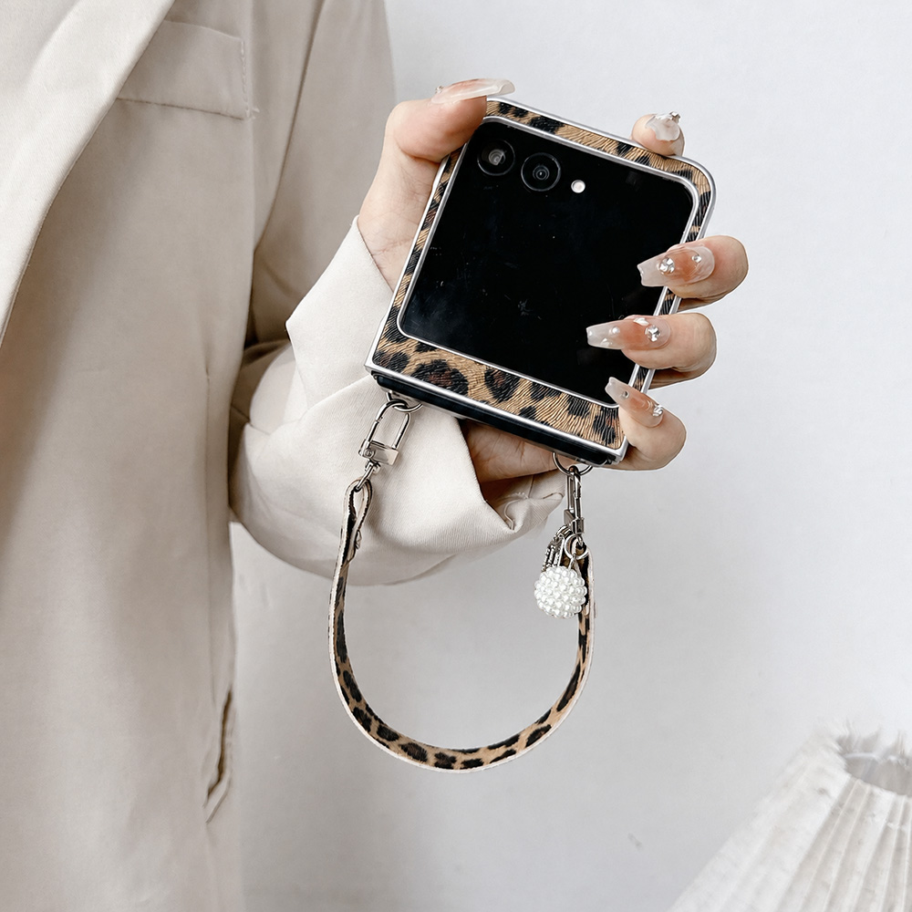 حافظة هاتف قابلة للطي بطبعة جل - مراجعة Phone Accessories Case وسعره