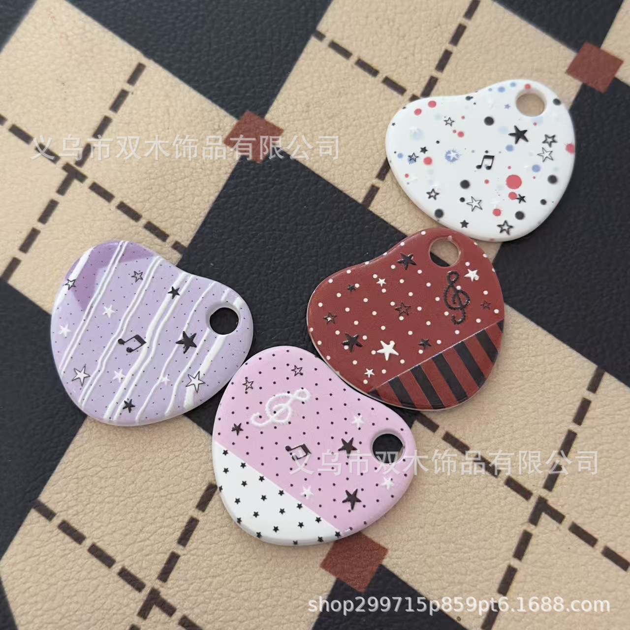 10 قطع من الخرز المطبوع بتصميم - مراجعة Phone Accessories Chain وسعره
