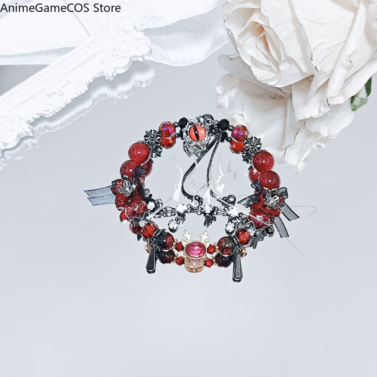 سلسلة يد أصلية مصنوعة يدويًا ب - مراجعة Phone Accessories Europe وسعره