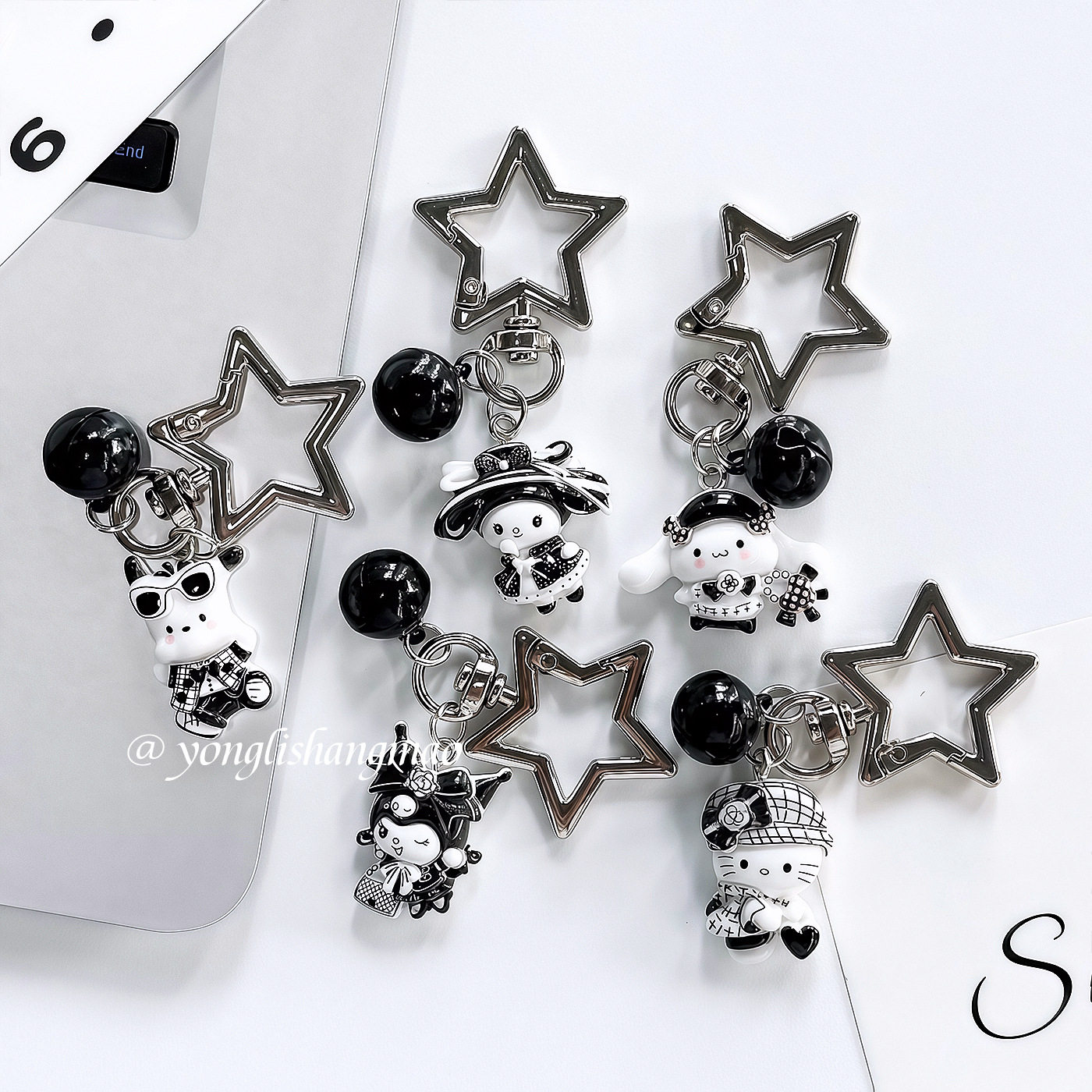 سلسلة مفاتيح كلاسيكية بتصميم Y - مراجعة Phone Accessories Case وسعره